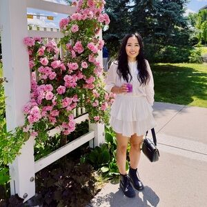 Meet your Posher, Carrie